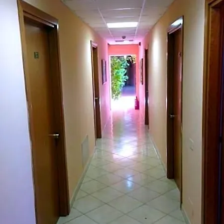 B Palace 2*
